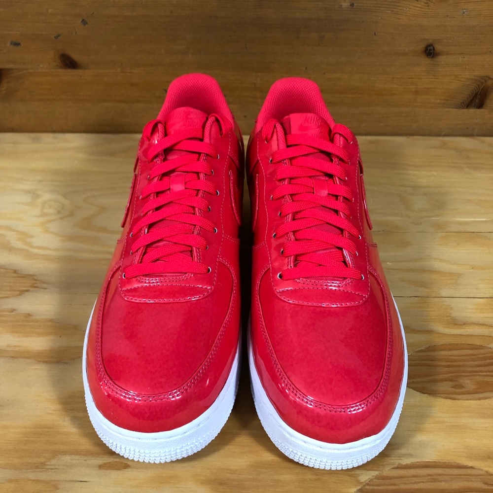 SOLD: Air Force 1 ‘07 LV8 UV - Picture 2 of 6